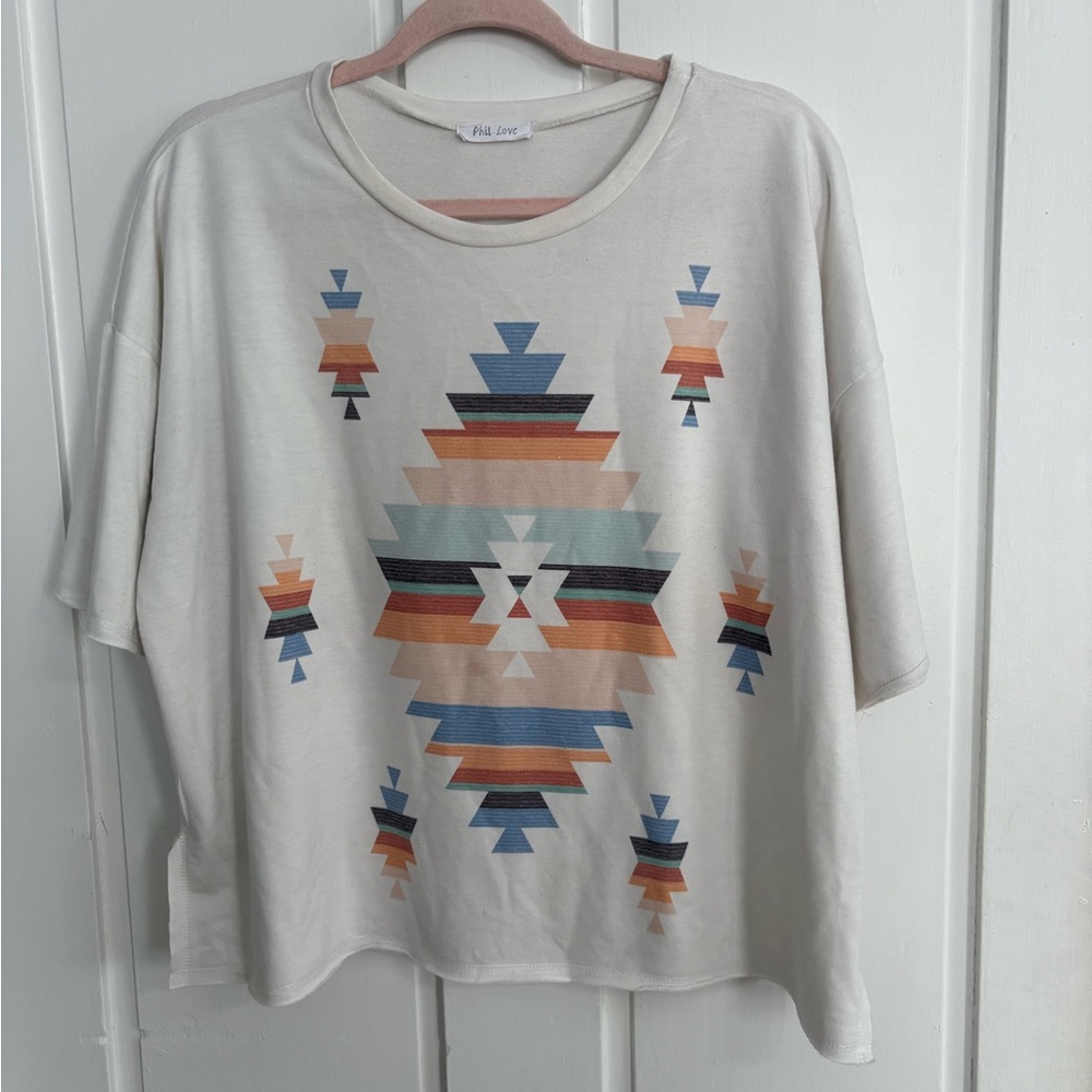 ⭐️$4 when bundled- Western Print Cream Boutique Top